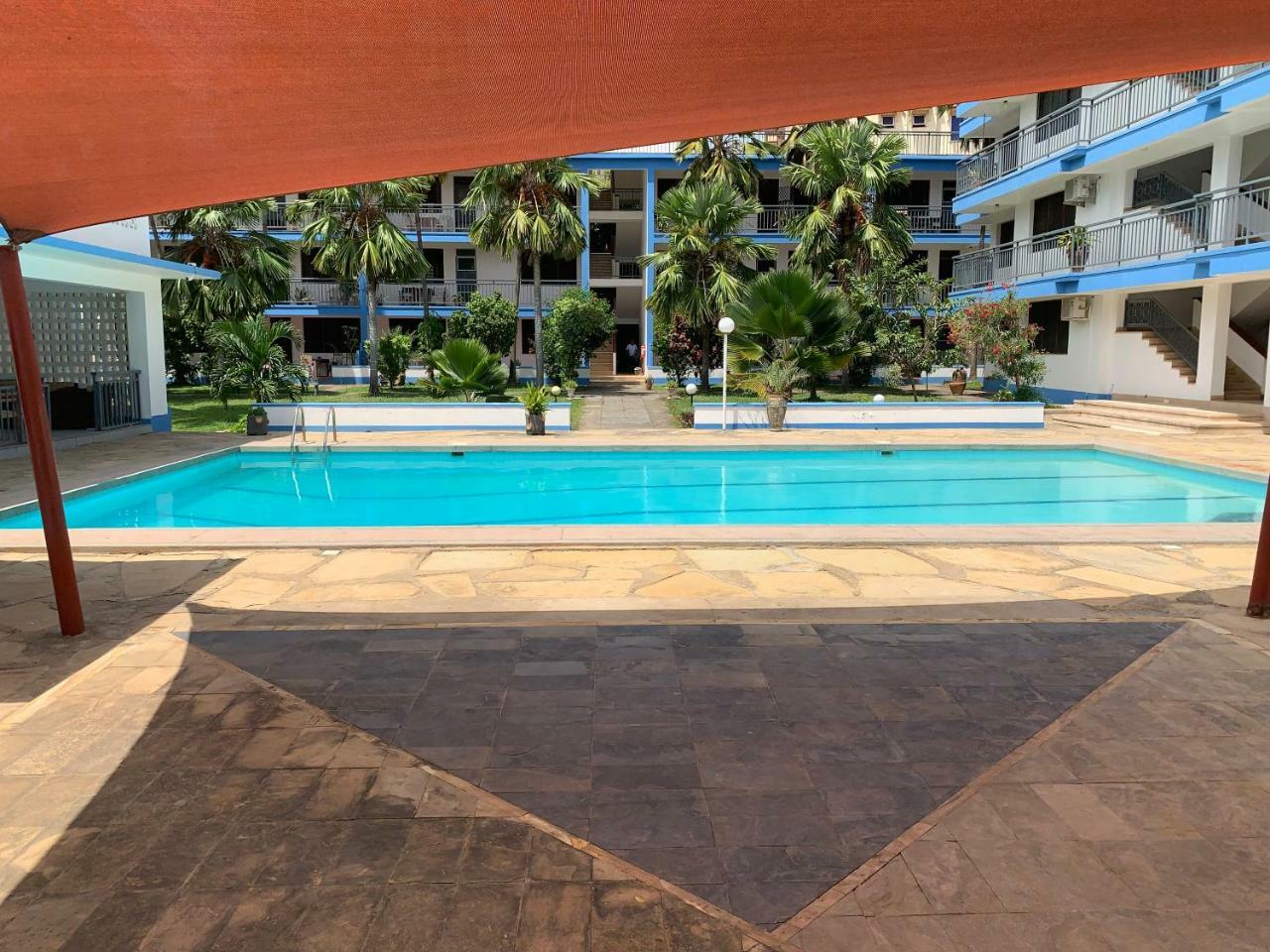 Apartment Paradise *